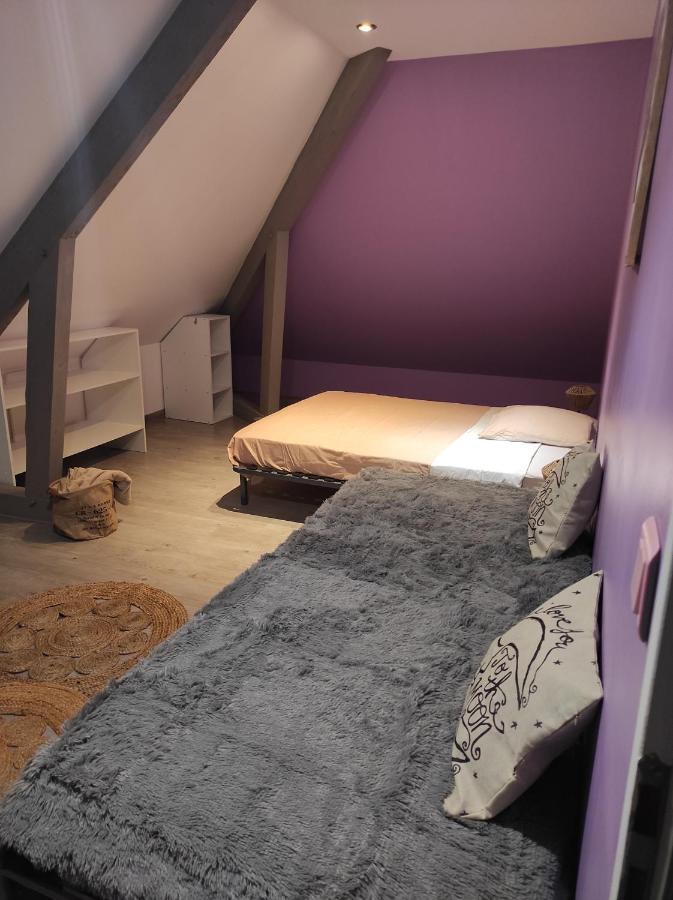 Agreable Et Spacieuse Chambre Familiale Sansac-de-Marmiesse Buitenkant foto